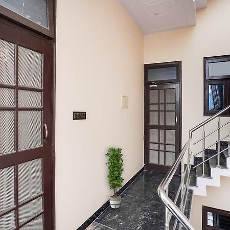 Hotel O Ayurma Inn Chinhat Kültér fotó
