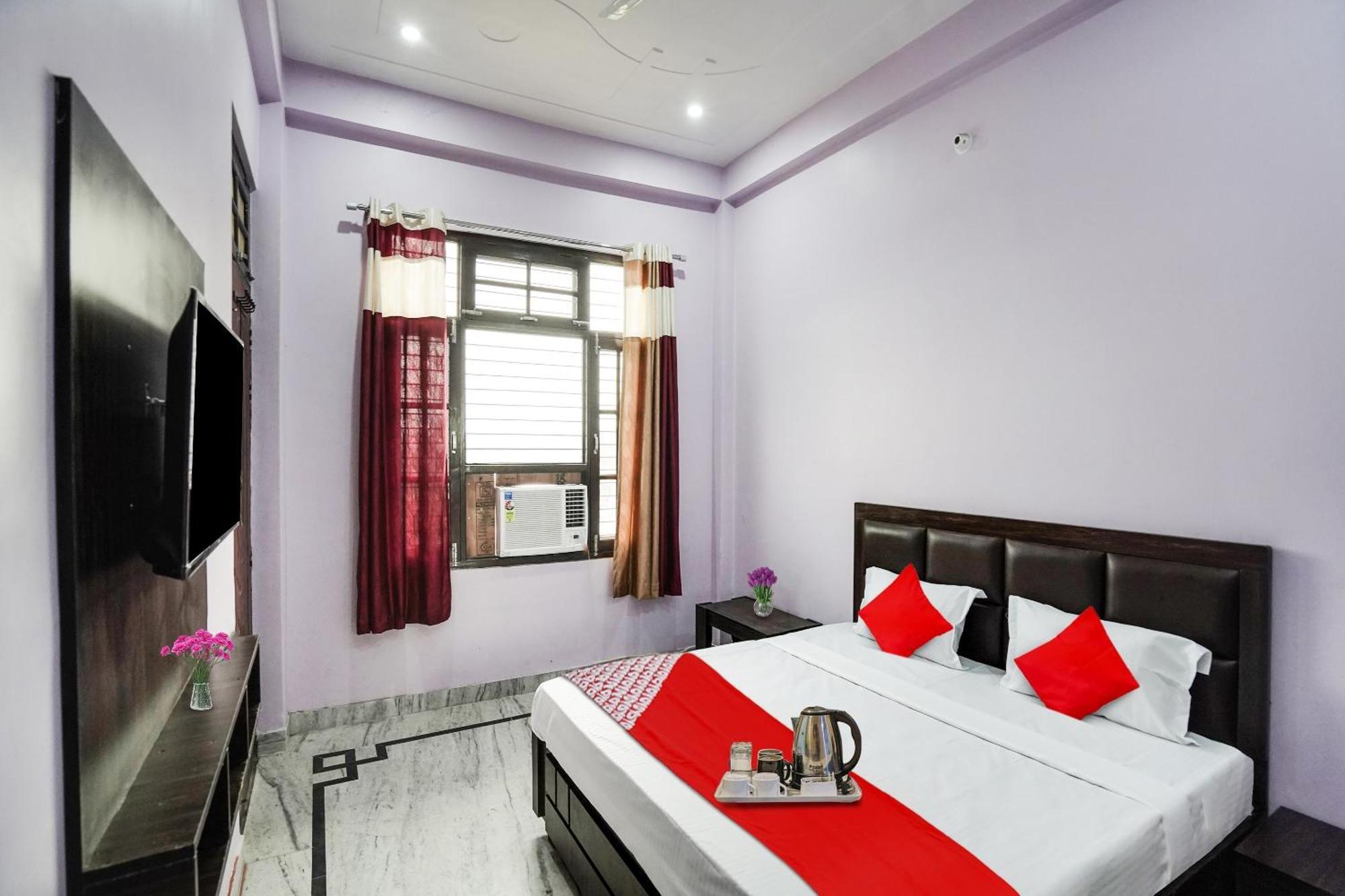 Hotel O Ayurma Inn Chinhat Kültér fotó