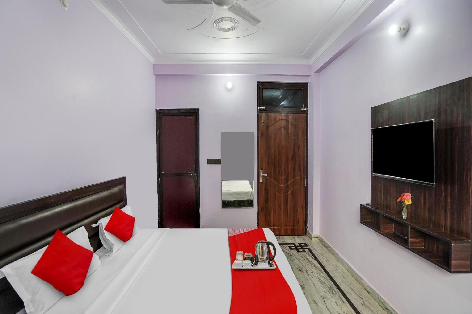 Hotel O Ayurma Inn Chinhat Kültér fotó