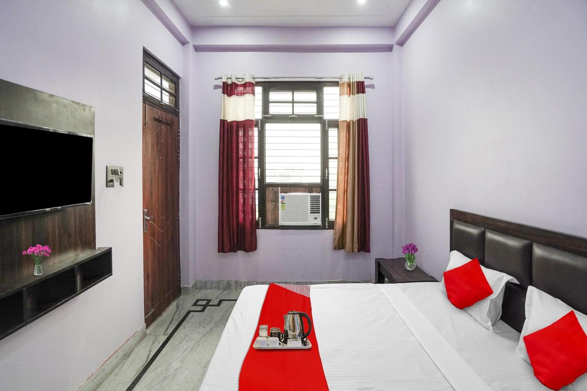 Hotel O Ayurma Inn Chinhat Kültér fotó