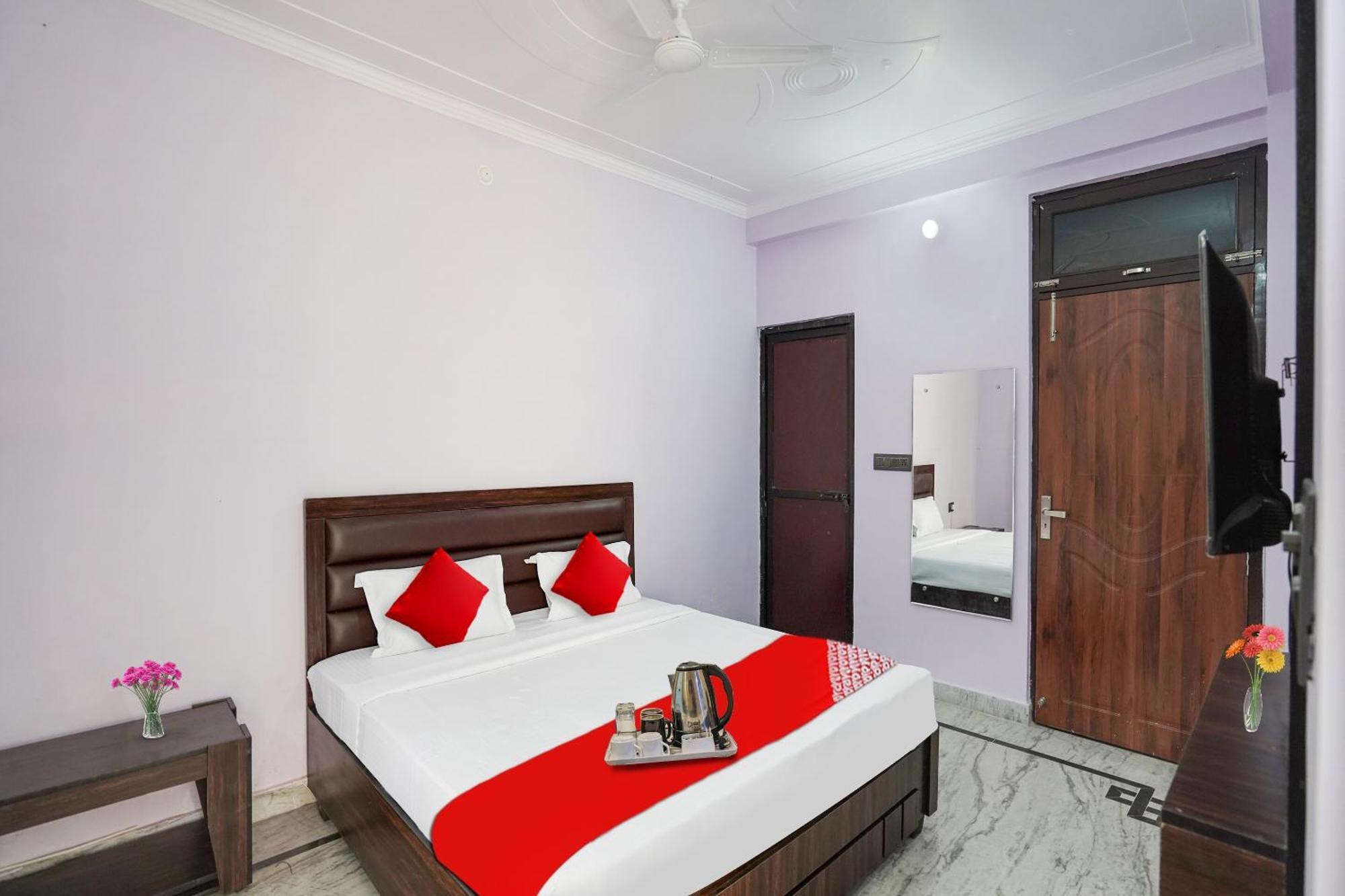 Hotel O Ayurma Inn Chinhat Kültér fotó